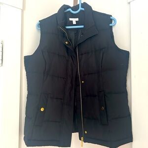 Black puffer vest